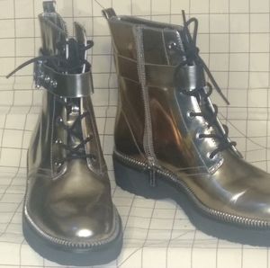 Micheal Kors Boots